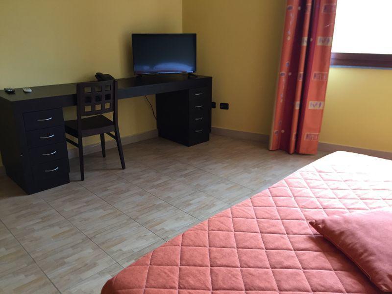 64Rooms Enna Buitenkant foto