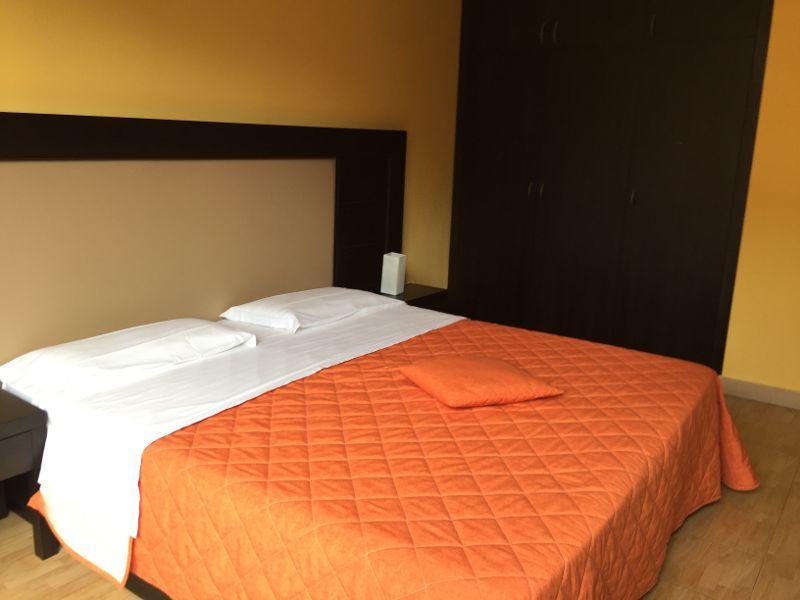 64Rooms Enna Buitenkant foto