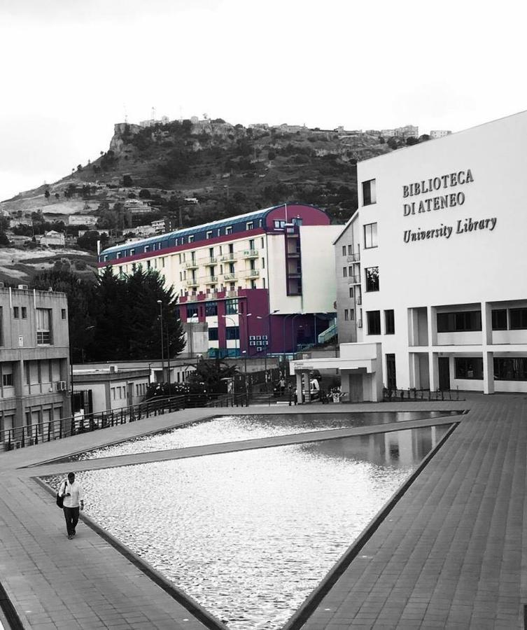 64Rooms Enna Buitenkant foto